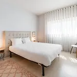 Guestready - Modern Near Διαμέρισμα