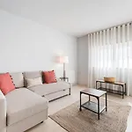 Guestready - Modern Near Διαμέρισμα *